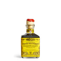 giuseppe-giusti-duetto-in-legno-3-4-medaglie-balsamico-geschenkset-holzbox image 6