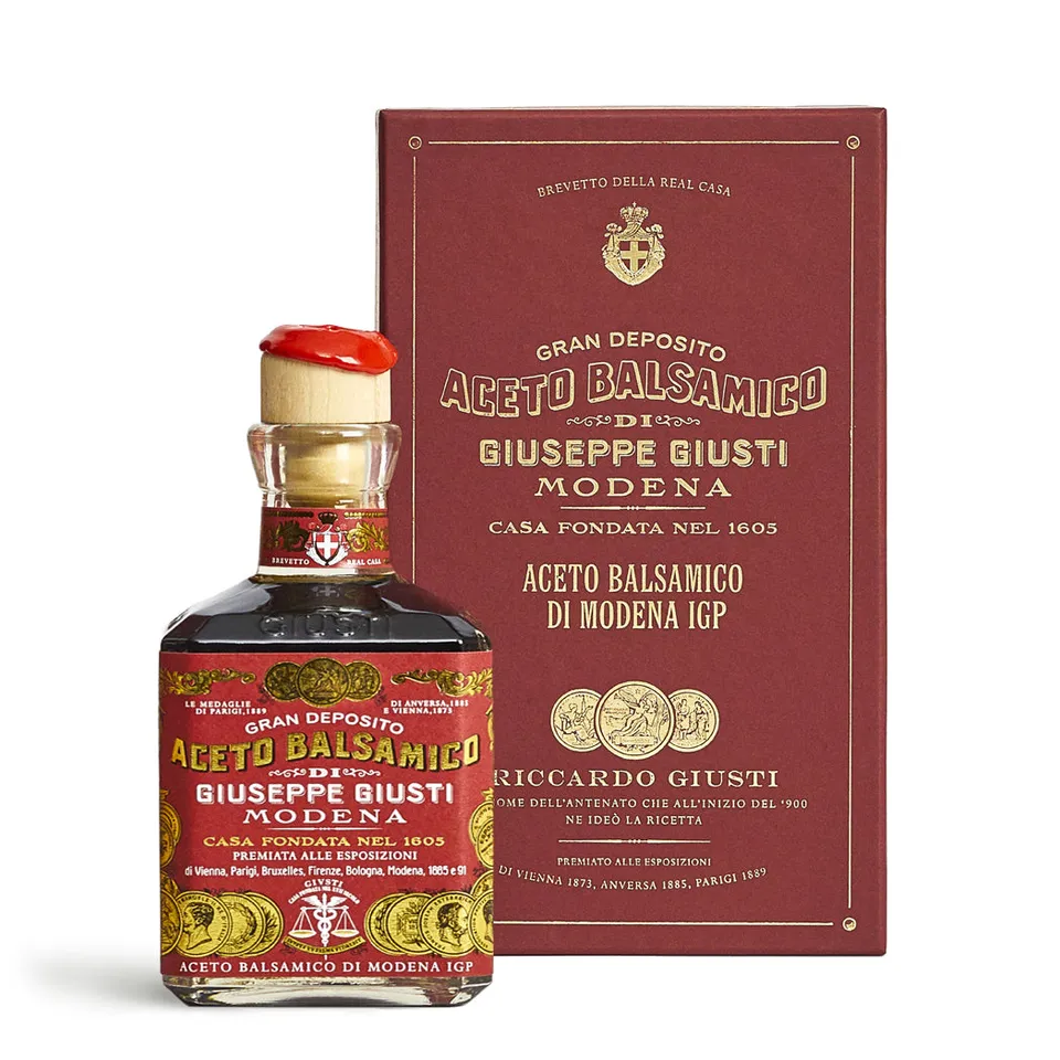 giuseppe-giusti-3-medaglie-d-oro-cubica-balsamico-igp-dicht image 1